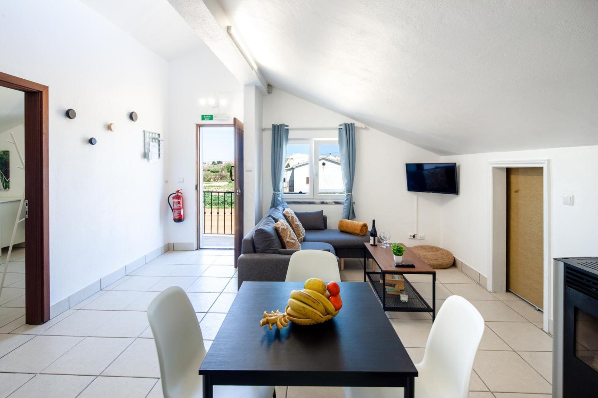 Silvercoast Apartments - Swimming Pool & Jacuzzi Atouguia Da Baleia Eksteriør billede