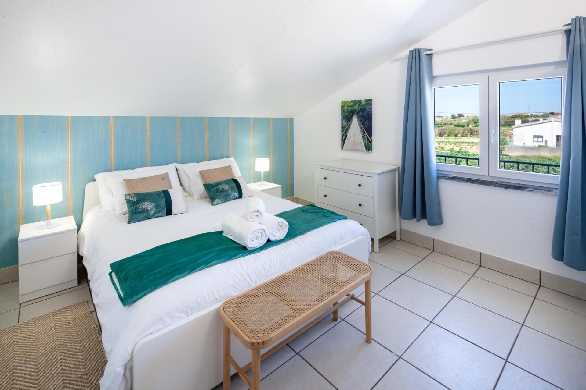 Silvercoast Apartments - Swimming Pool & Jacuzzi Atouguia Da Baleia Eksteriør billede